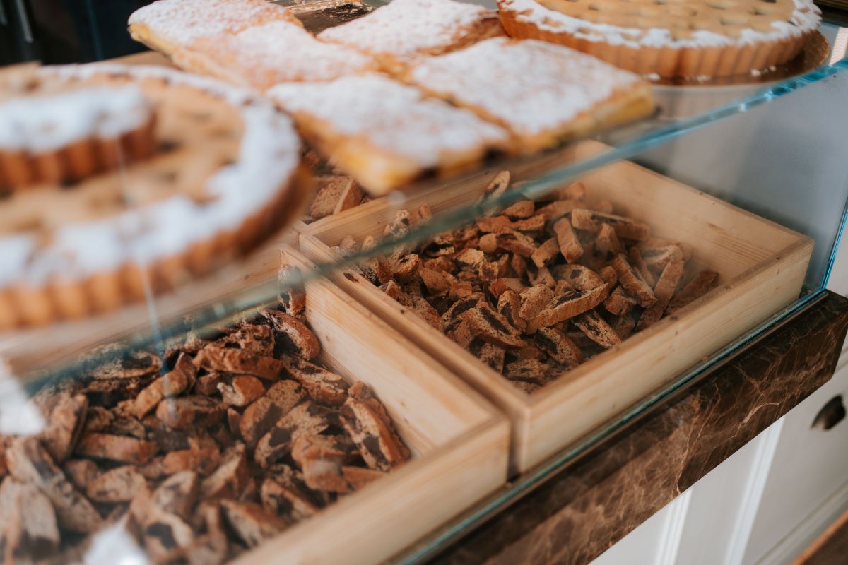 Italian baked goods at secret bakeries in Florence. 