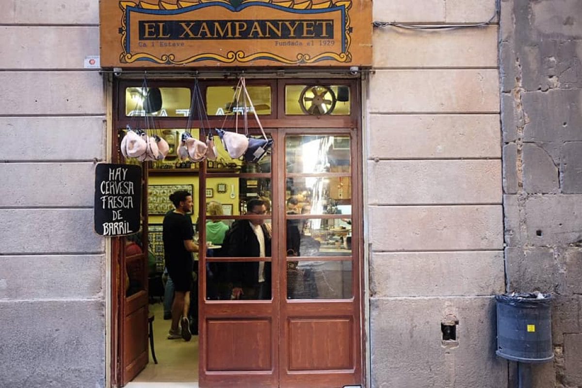 door and windows for the entrance to El Xampanyet.