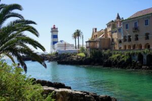 The Perfect Cascais Day Trip: What to Do & Where to Eat